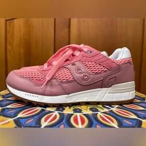 Women’s Saucony Shadow 5000 Summer Light Pink Gum size 8 Shoes S60719-1 NEW